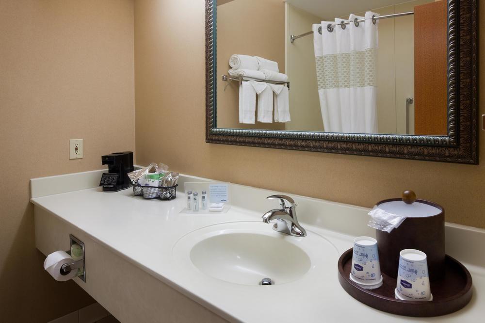 Hampton Inn Mount Pleasant Ngoại thất bức ảnh