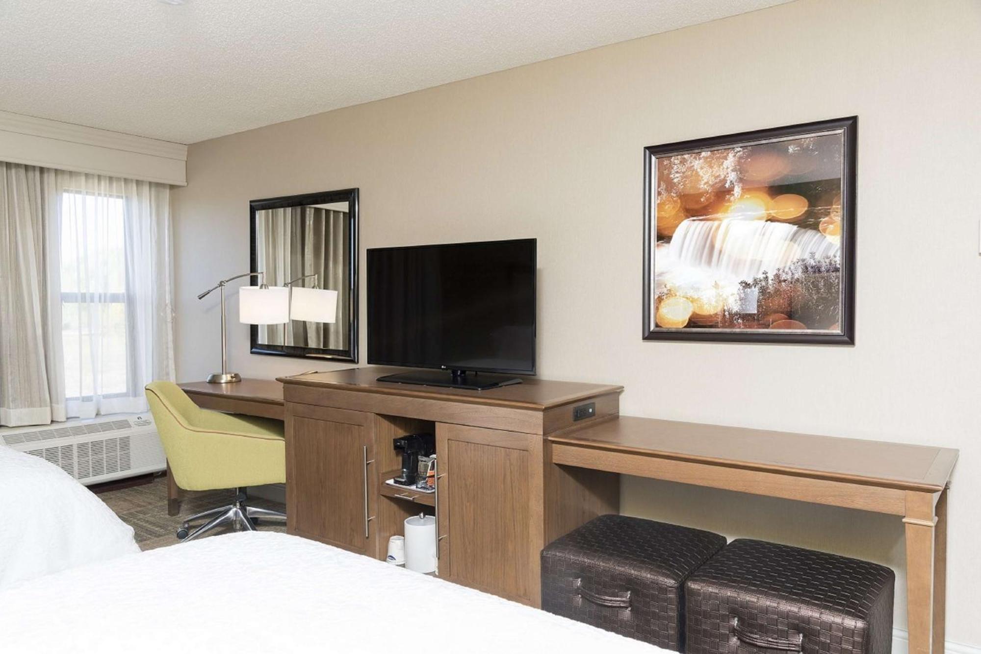 Hampton Inn Mount Pleasant Ngoại thất bức ảnh