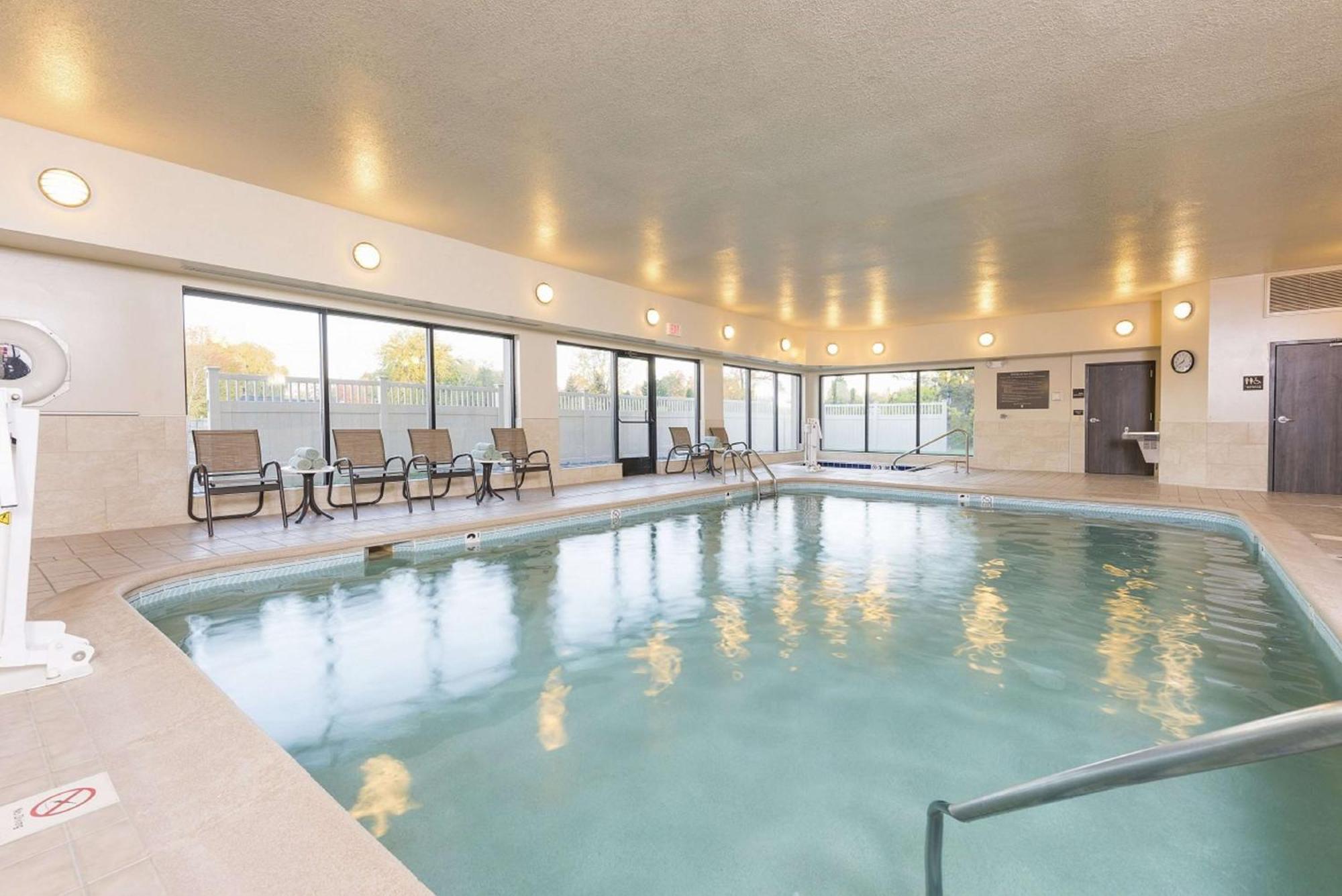 Hampton Inn Mount Pleasant Ngoại thất bức ảnh