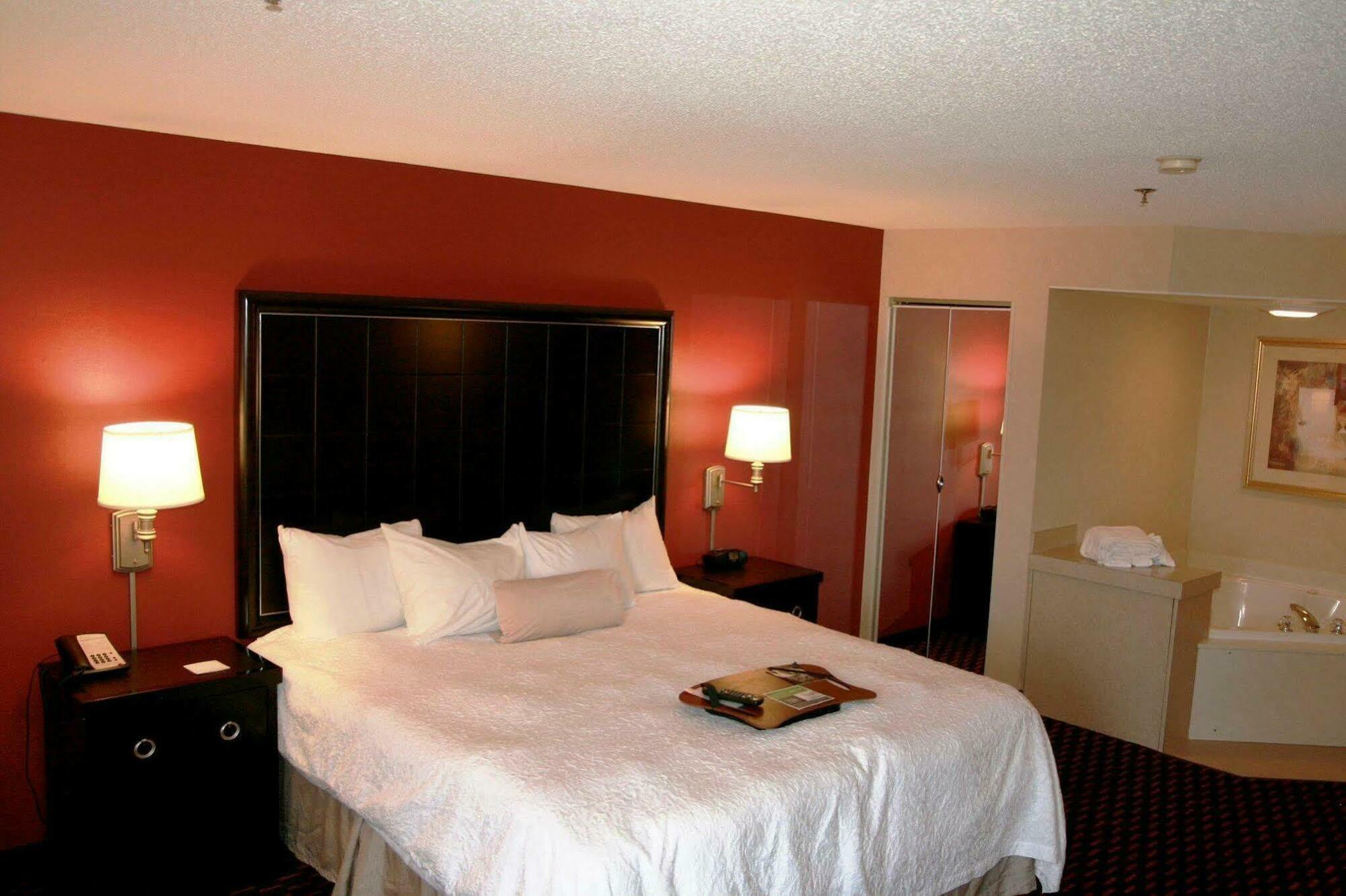 Hampton Inn Mount Pleasant Ngoại thất bức ảnh